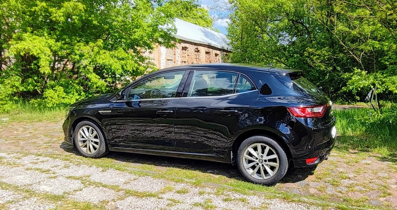 Renault Megane cena 51000 przebieg: 63000, rok produkcji 2017 z Warszawa małe 631